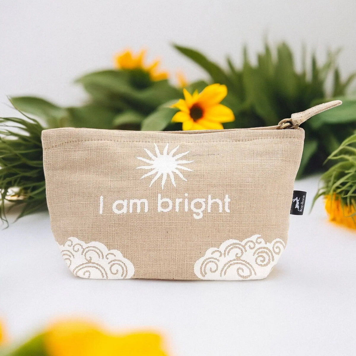 Necessär - I Am Bright Spiritana