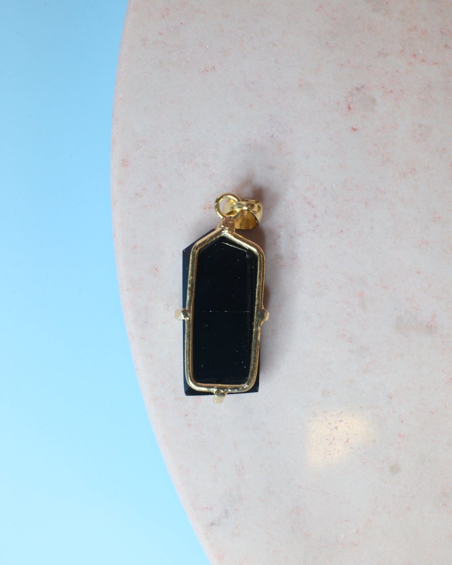 Svart obsidian hänge, guld (A)