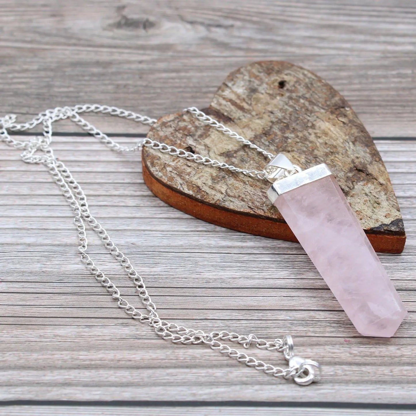Silverpläterat Halsband – Rosenkvarts (Flat spets) Spiritana