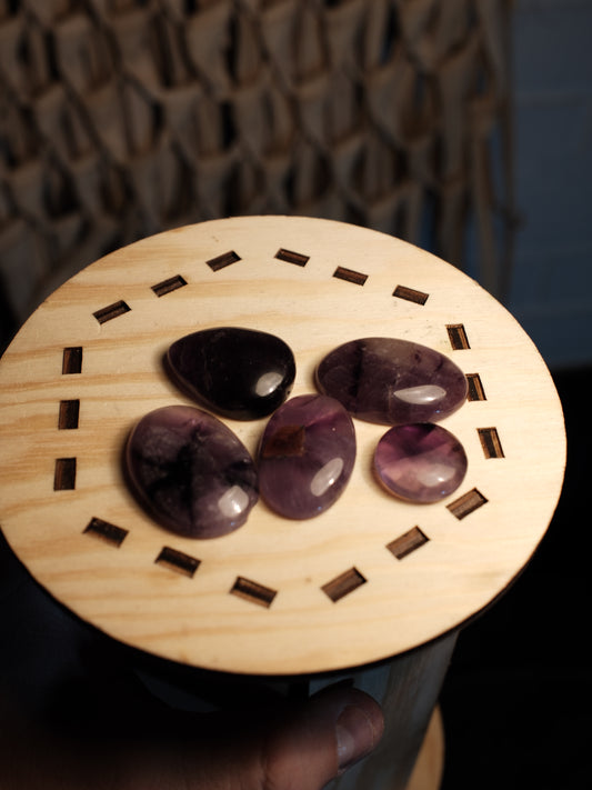 Ametist Handsten, Trumlad