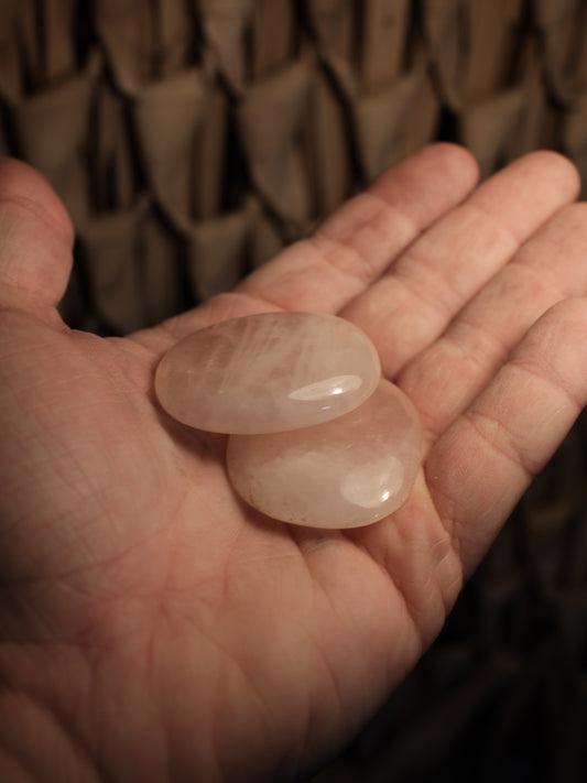 Rosenkvarts Handsten, Trumlad