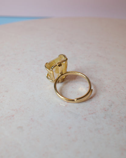 Facetterad citrin ring, guld (A)
