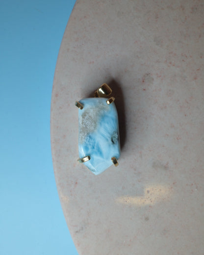 Larimar hänge, guld (A)