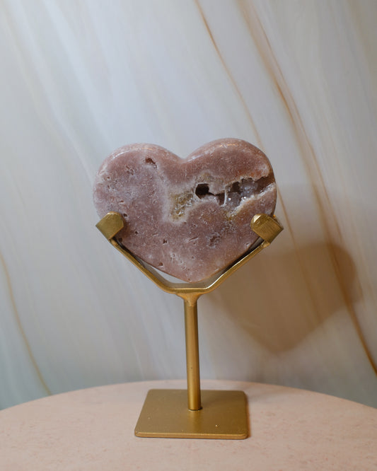 Rosa Ametist Hjärta på Ställning (C)