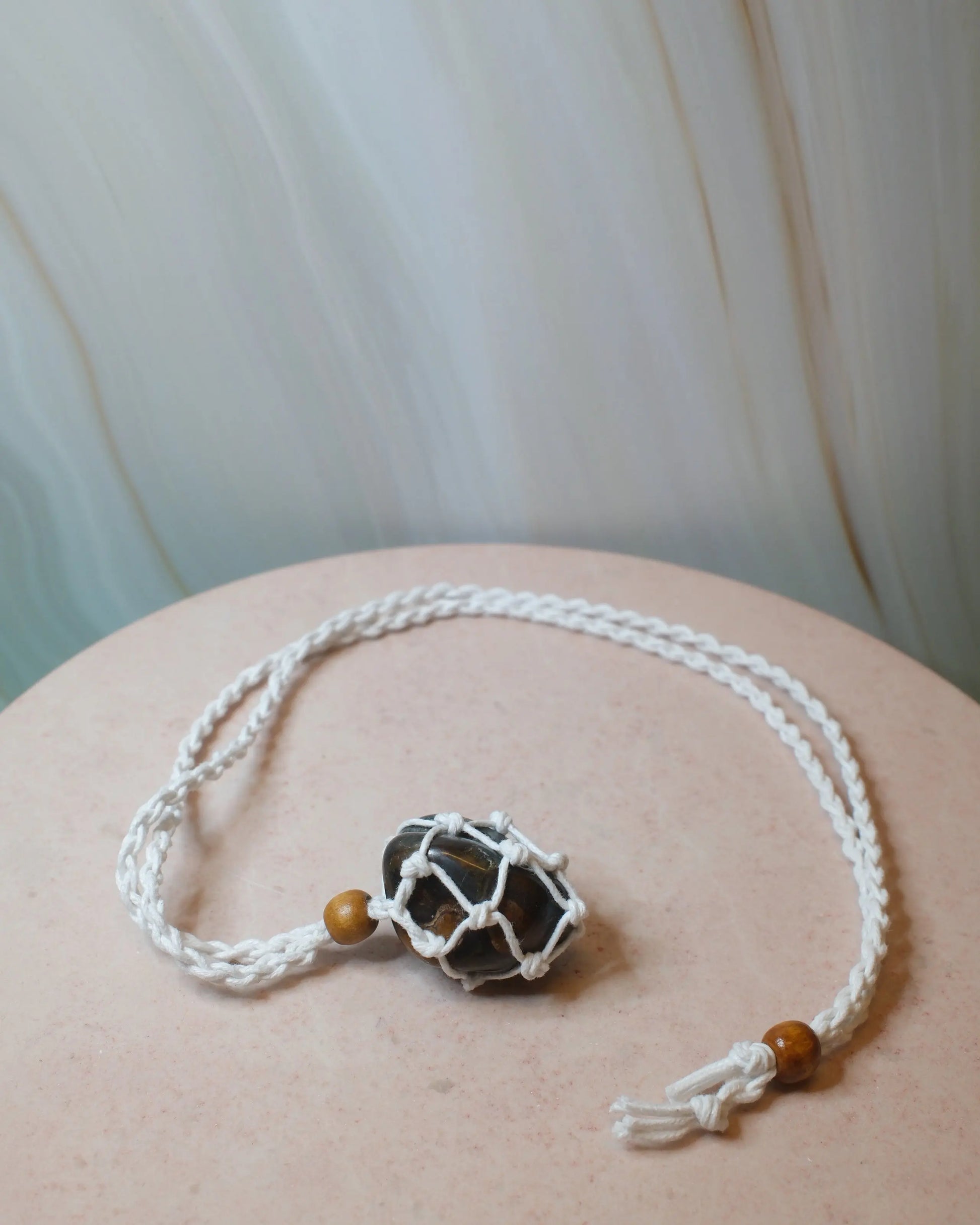 Halsband till kristaller, vit Spiritana