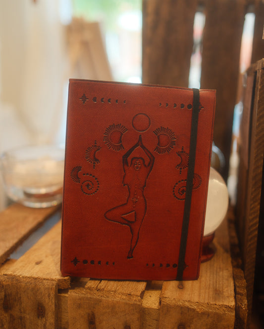 Anteckningsbok, läder - Cosmic Goddess Spiritana