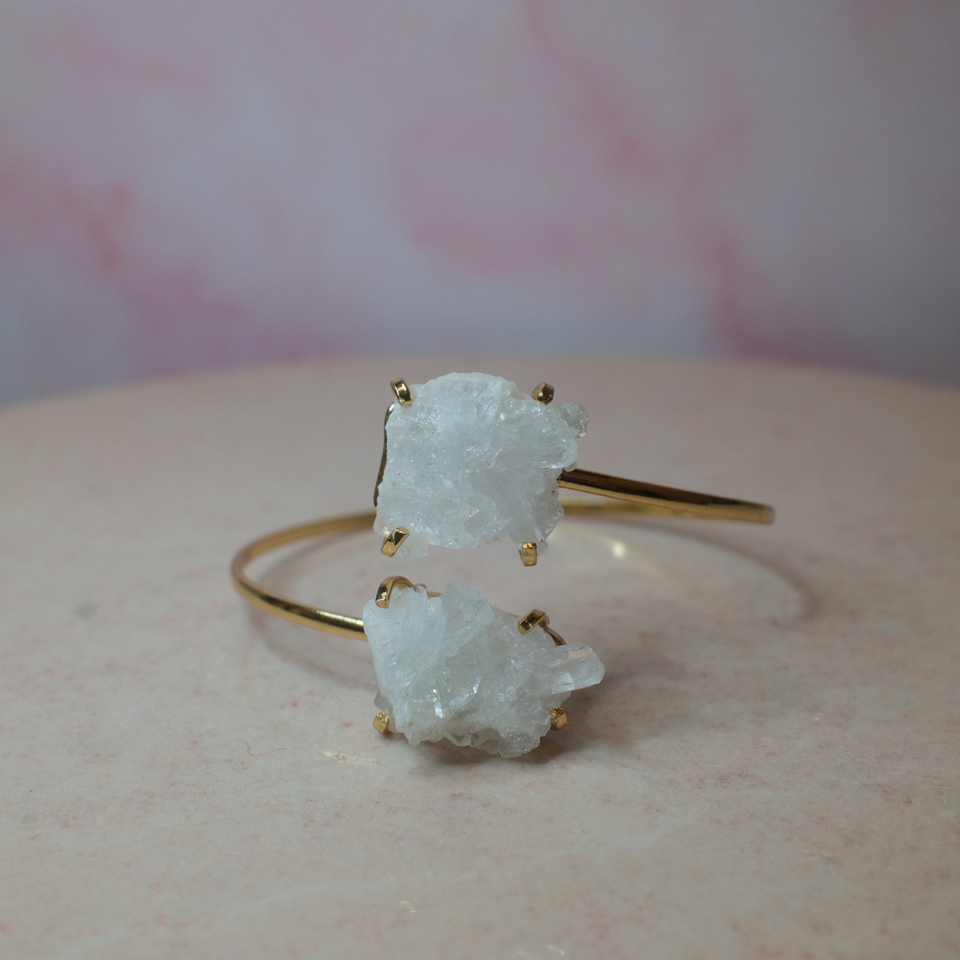 Bergkristall armband, guld (C) Spiritana