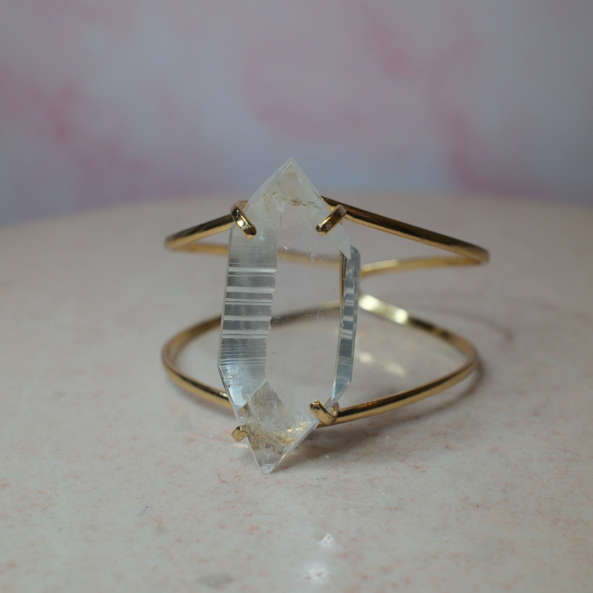 Bergkristall armband, guld (A) Spiritana