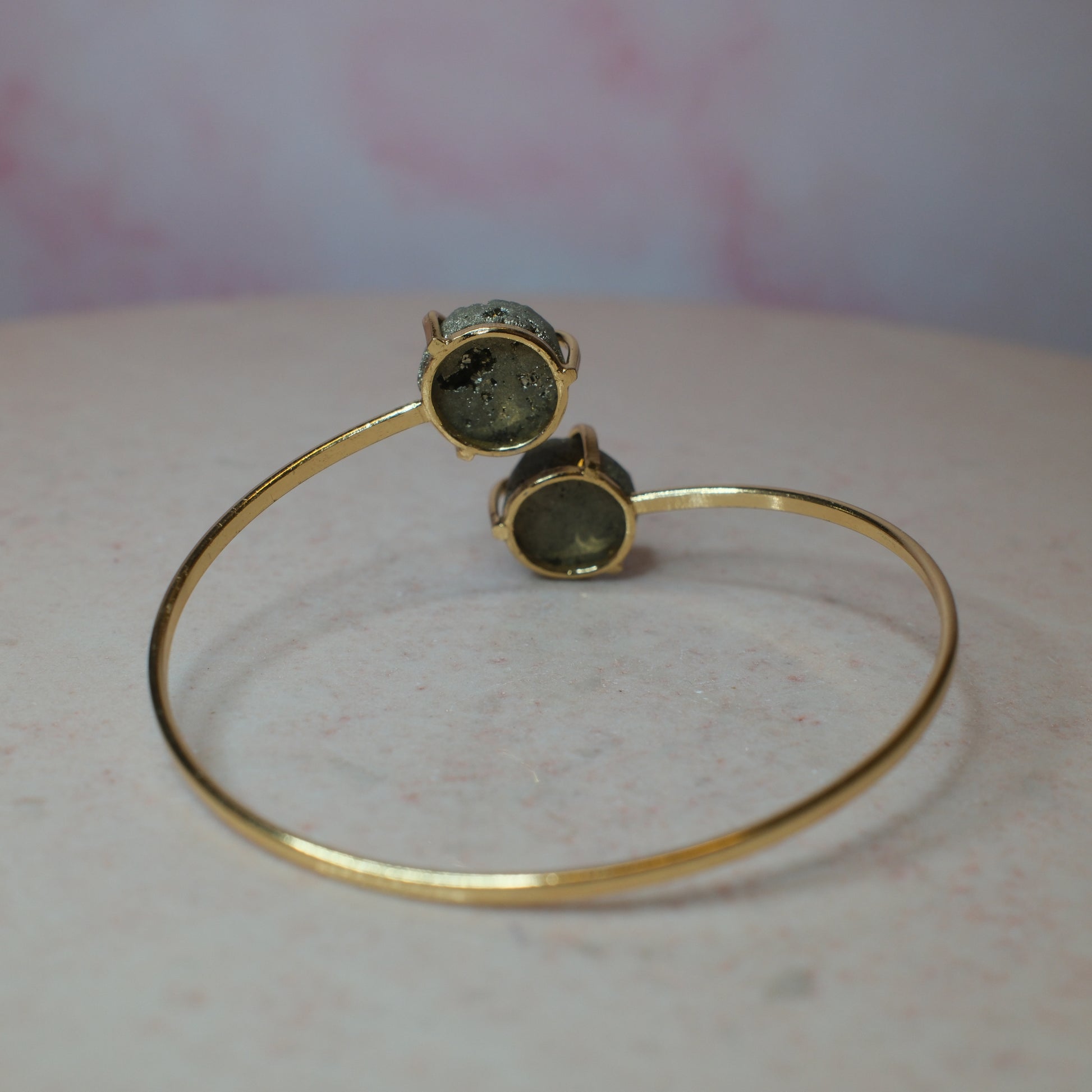 Pyrit armband, guld (B) Spiritana