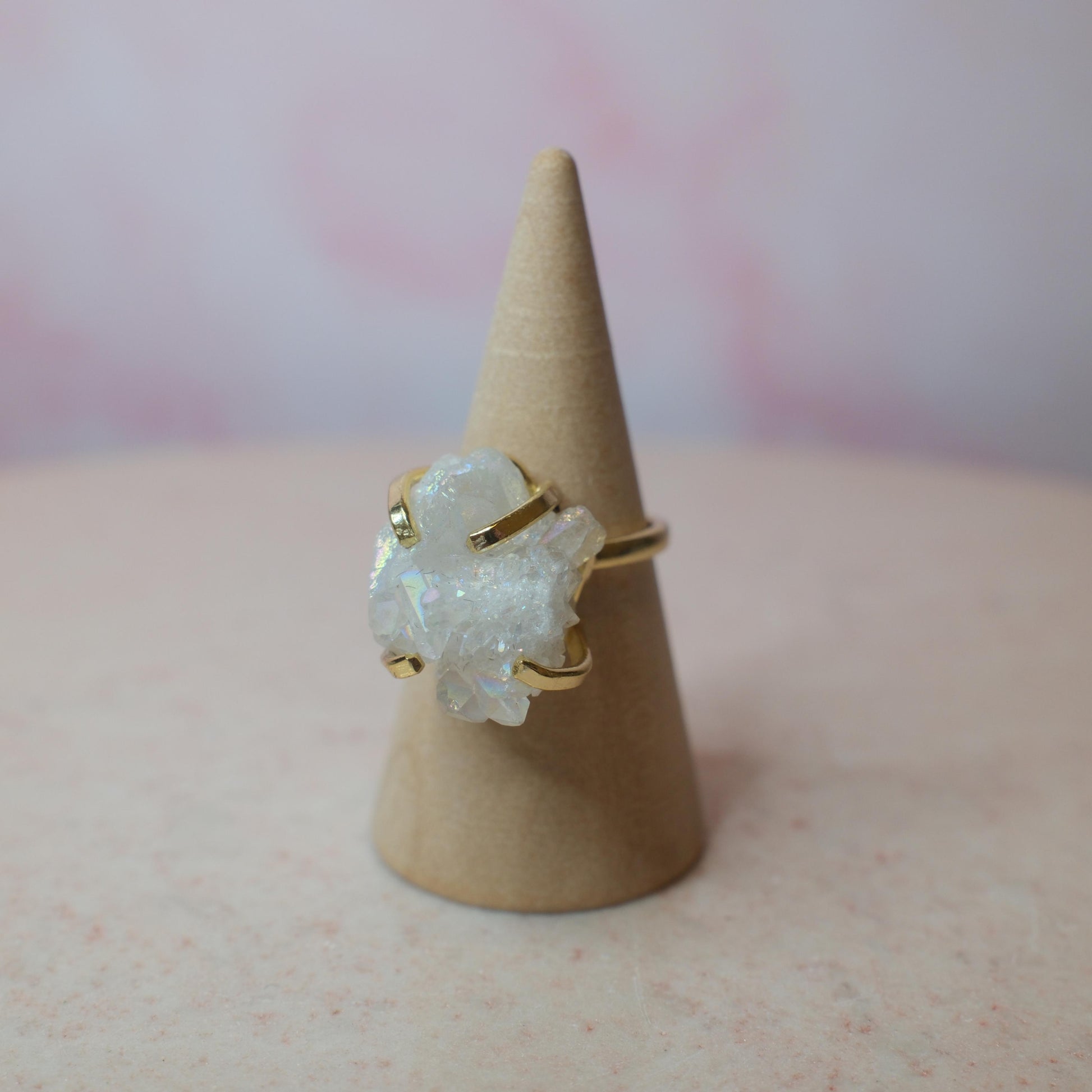 Ängelkvarts ring, guld (B) Spiritana