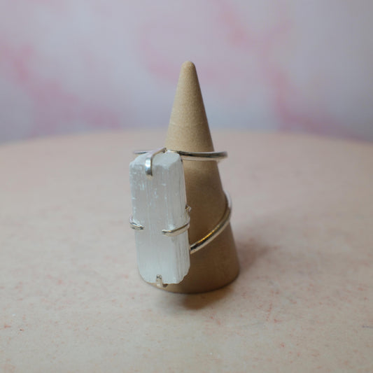 Selenit ring, silver (B) Spiritana