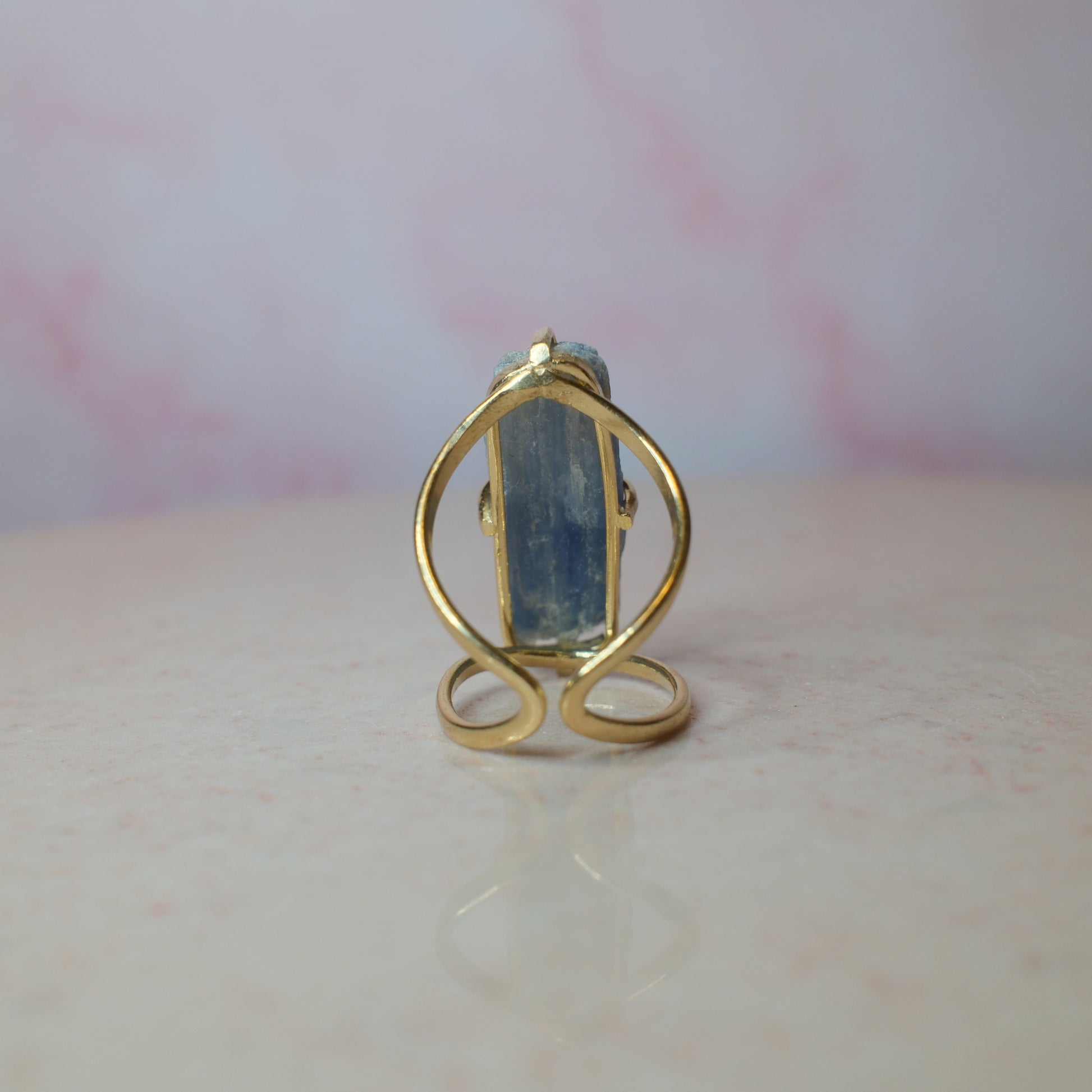 Kyanit ring, guld (C) Spiritana