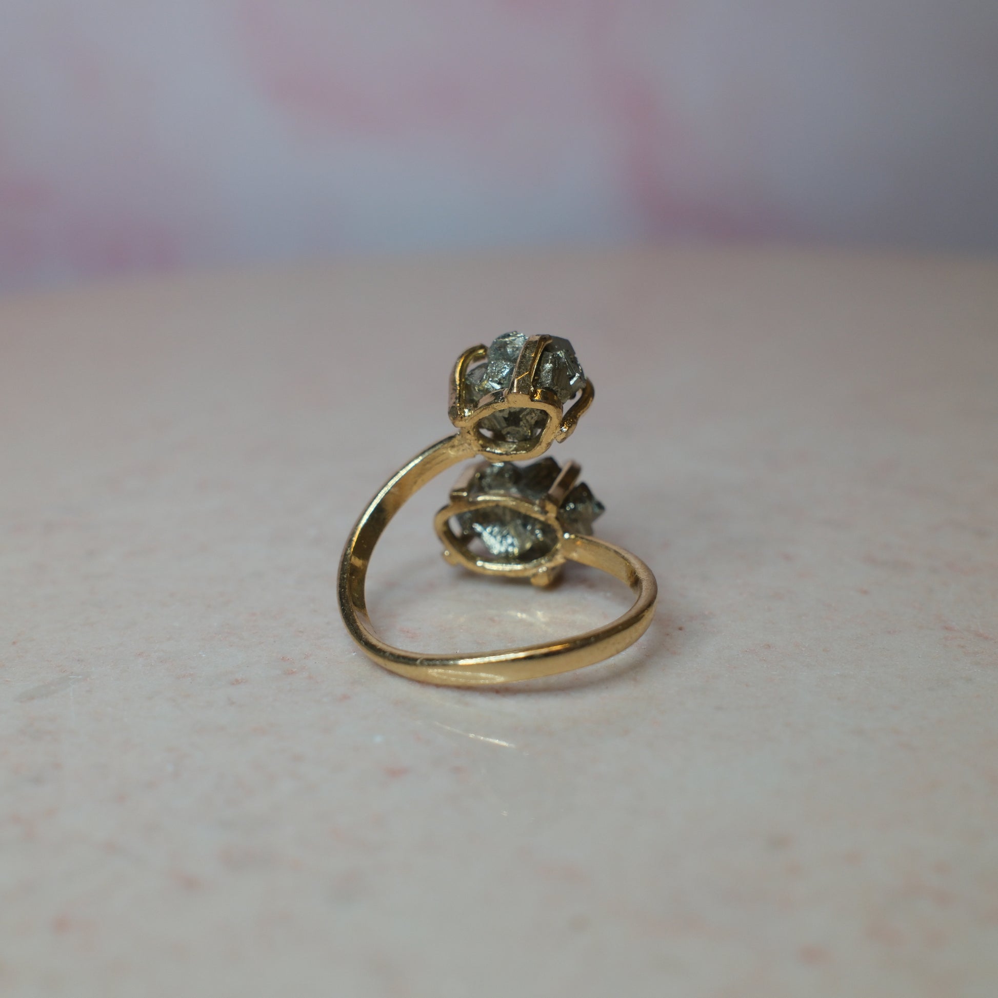 Pyrit ring, guld (B) Spiritana