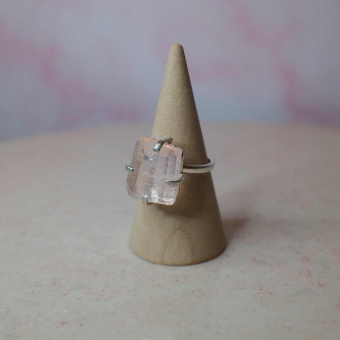 Rosenkvarts ring, silver (C) Spiritana