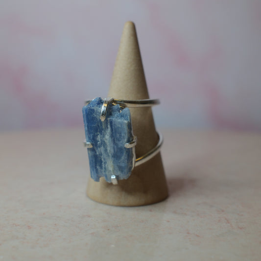 Kyanit ring, silver (E) Spiritana