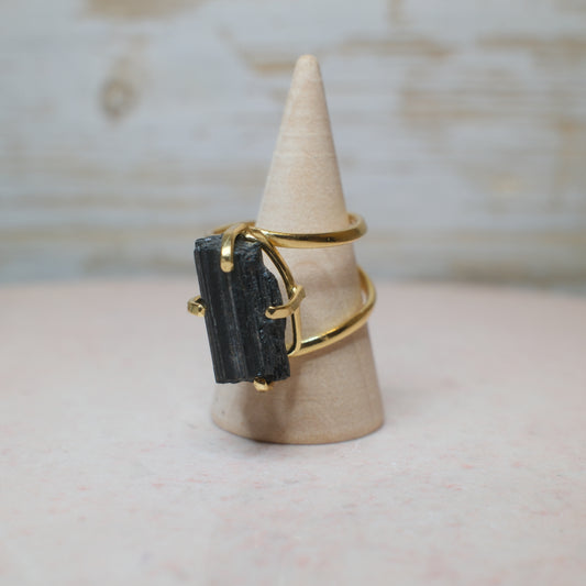 Svart turmalin ring, guld (B) Spiritana